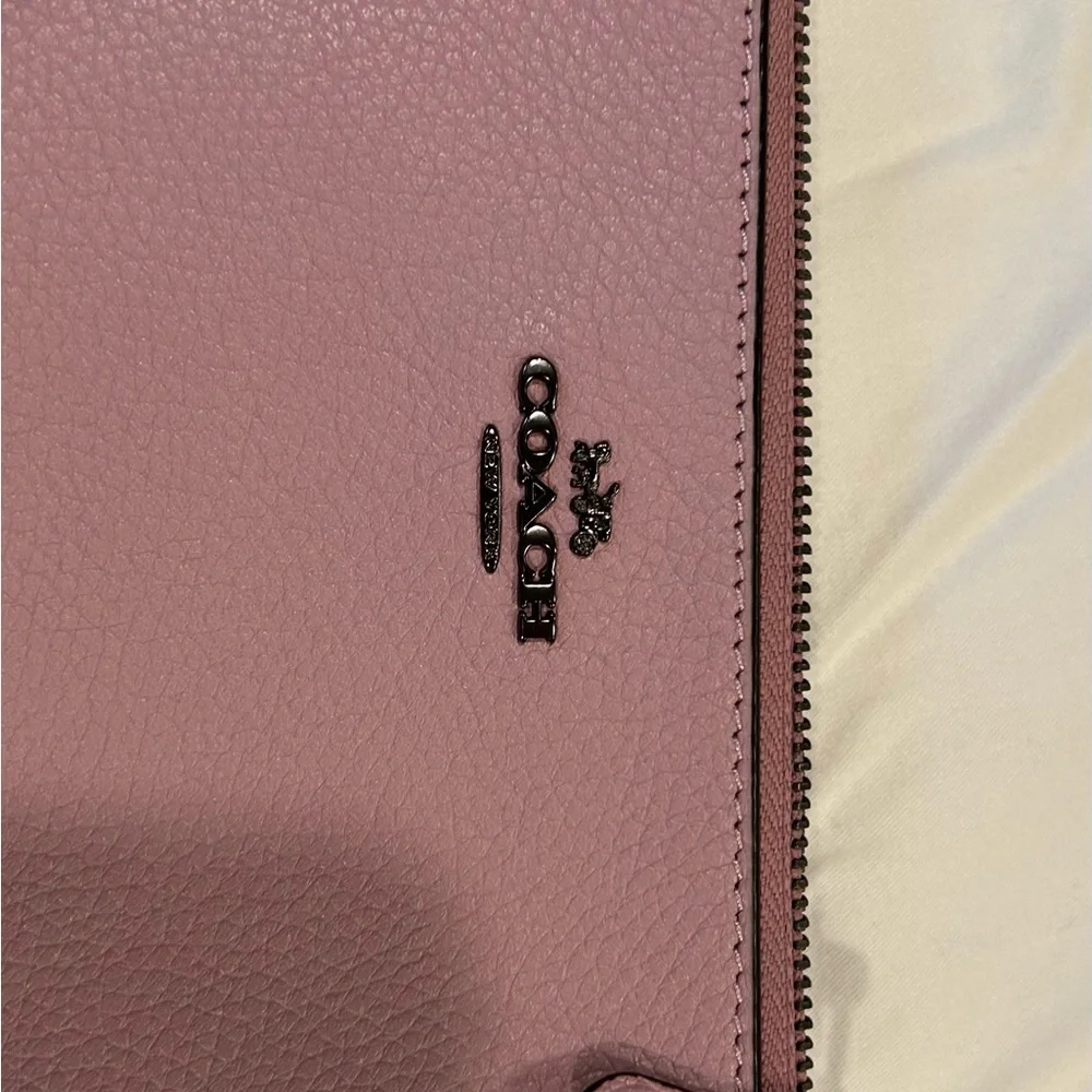 Coach wristlet clutch